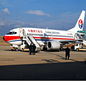 平潭机场货运航空快运业稳步发展的原因是什么？